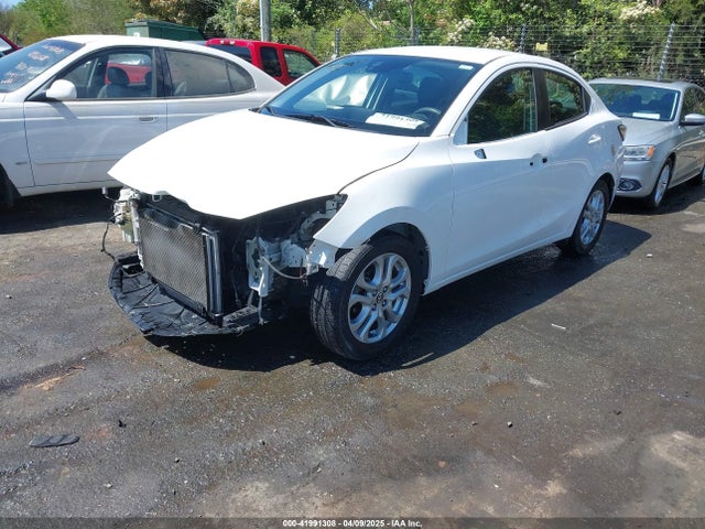 3MYDLBZVXGY122157 Scion IA