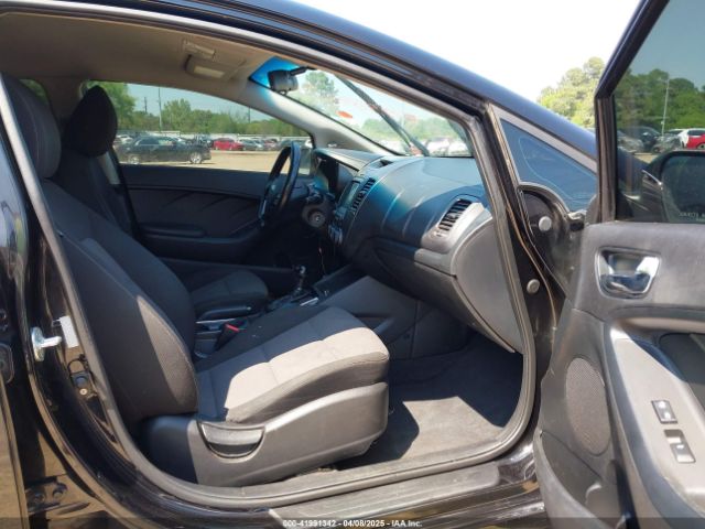 3KPFL4A70HE025908 KIA FORTE S