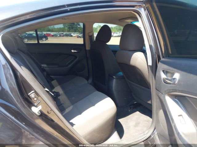 3KPFL4A70HE025908 KIA FORTE S