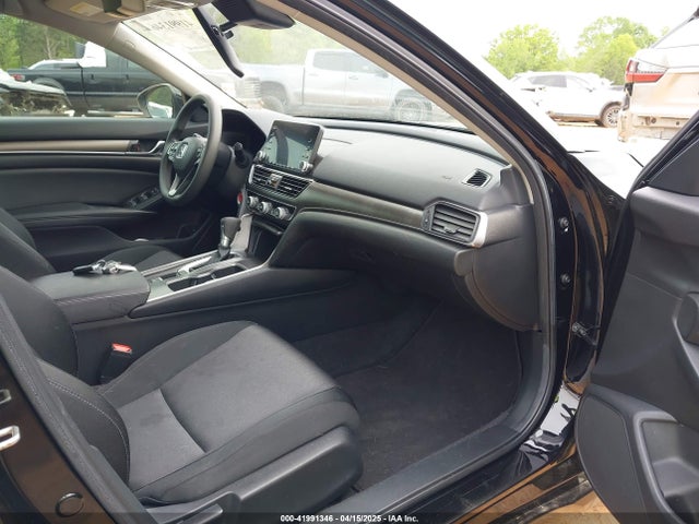 1HGCV1F14KA062794 Honda ACCORD LX