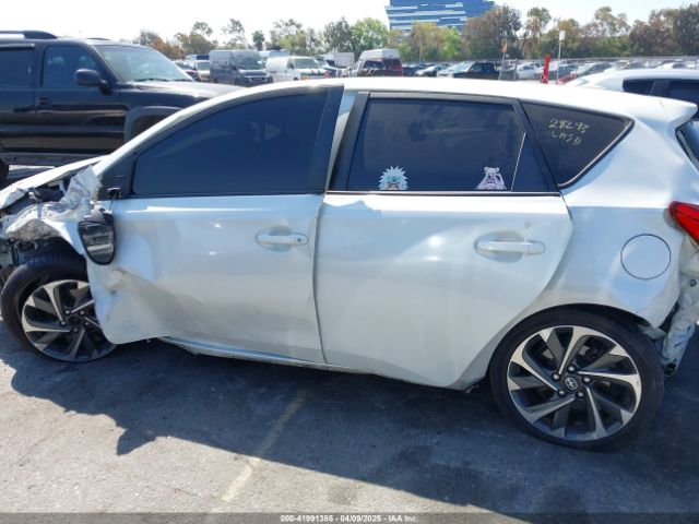 JTNKARJE4GJ517211 Scion IM
