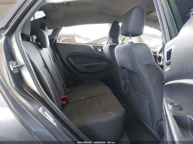 3FADP4BJ6GM139279 Ford FIESTA SE