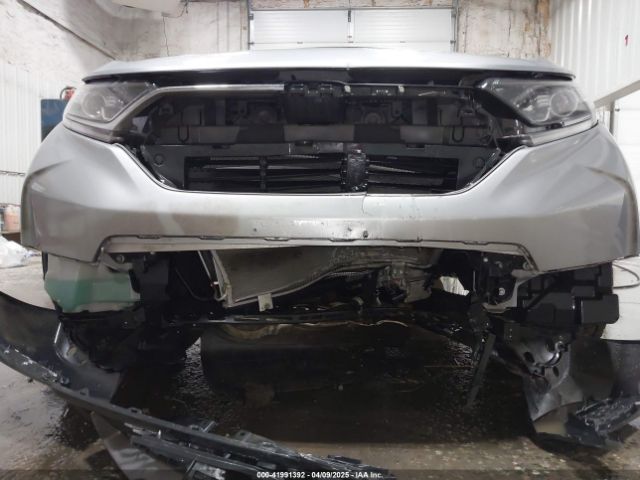 2HKRW6H37JH203236 Honda CR-V LX