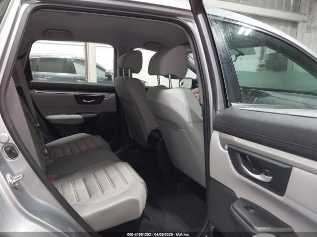 2HKRW6H37JH203236 Honda CR-V LX