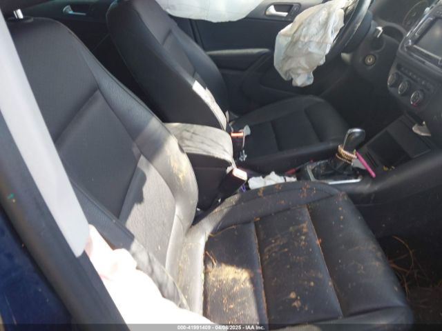 WVGBV7AX3FW583163 Volkswagen TIGUAN SE