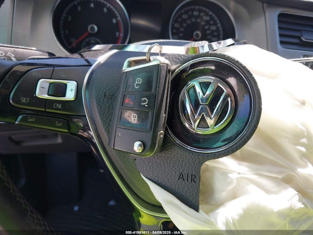 3VW217AU4HM003537 Volkswagen Golf Tsi Wolfsburg Edition 4-door