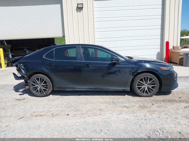 4T1G11AK0NU657071 Toyota CAMRY SE