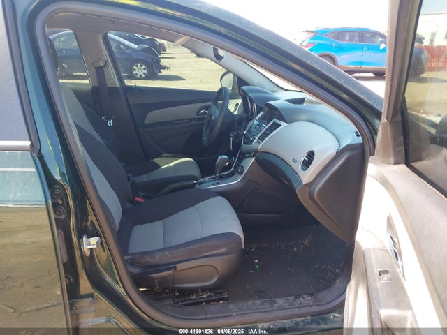1G1PA5SH0E7136440 Chevrolet Cruze Ls Auto