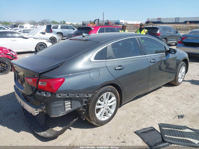 1G1ZE5ST4HF163166 Chevrolet MALIBU 1LT
