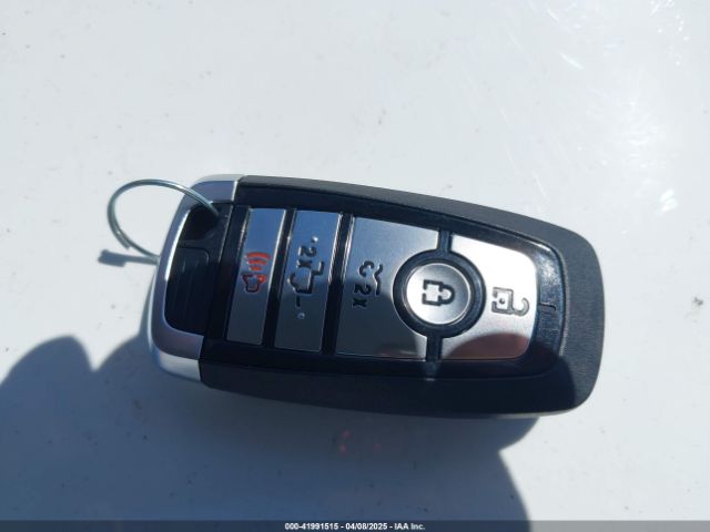 1FTVW3L74RWG20276 Ford F-150 Lightning Flash