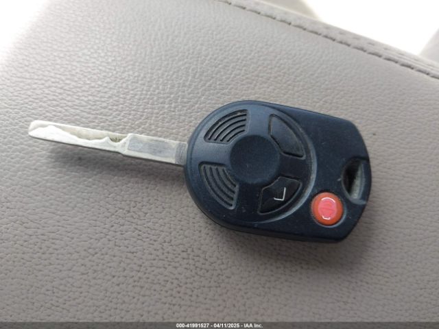 1FMCU9G90HUC66502 Ford ESCAPE SE