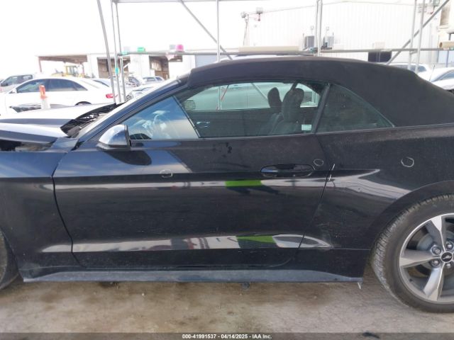 1FATP8EM4H5256892 Ford Mustang V6