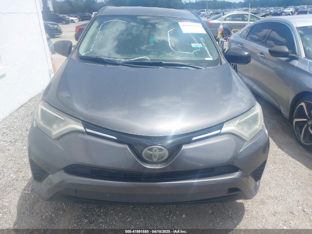 2T3ZFREV8JW419967 Toyota RAV4 LE