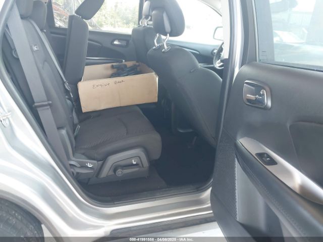 3C4PDCBB0KT848601 Dodge JOURNEY SE