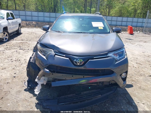 Toyota Rav4 Xle 2017 2T3WFREV0HW403078 Image 12