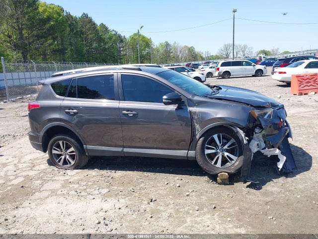 Toyota Rav4 Xle 2017 2T3WFREV0HW403078 Image 13
