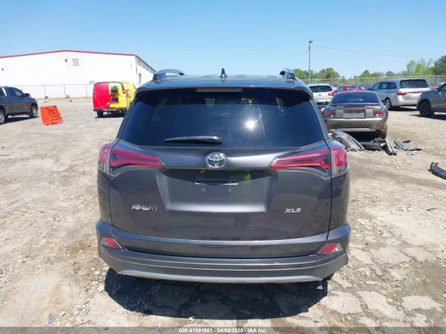 Toyota Rav4 Xle 2017 2T3WFREV0HW403078 Image 16
