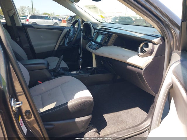 Toyota Rav4 Xle 2017 2T3WFREV0HW403078 Image 5