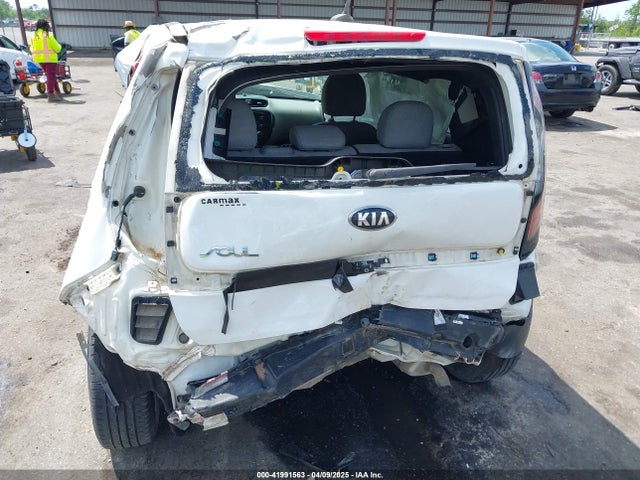 KNDJN2A27G7311833 KIA Soul