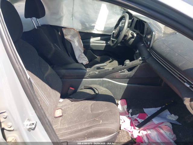 KMHLM4AG1PU374541 Hyundai ELANTRA SEL