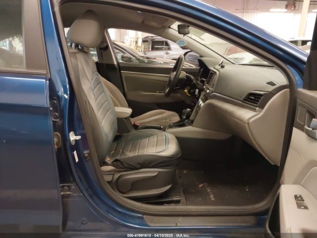 5NPD84LF5KH438603 Hyundai ELANTRA SEL