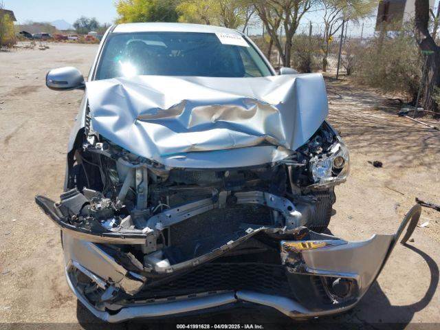 JA4AR3AUXJU009208 Mitsubishi Outlander Sport 2.0 Es