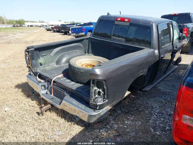 2015 RAM 1500 1C6RR7LT2FS513511 Photo 3