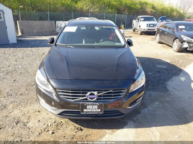 YV140MEK5H1349304 Volvo V60 T5 Premier