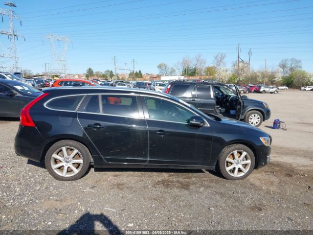 YV140MEK5H1349304 Volvo V60 T5 Premier