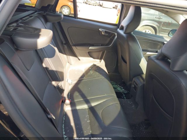 2017 VOLVO V60 YV140MEK5H1349304 Photo 7