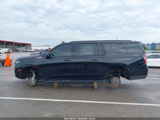1GNSKDKD7NR151681 Chevrolet Suburban 4wd Z71