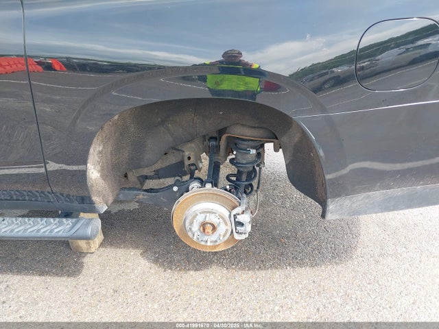 1GNSKDKD7NR151681 Chevrolet Suburban 4wd Z71