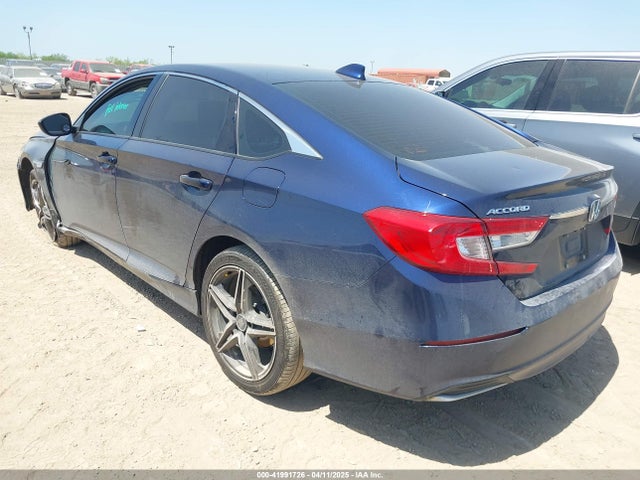 1HGCV1F17JA240051 Honda ACCORD LX
