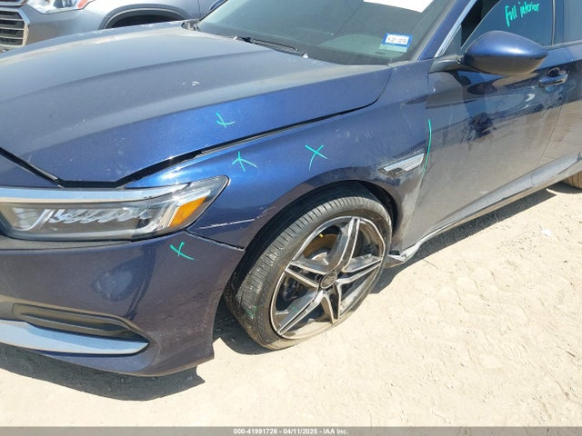 1HGCV1F17JA240051 Honda ACCORD LX