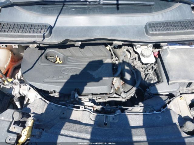 1FMCU9GD0HUB03322 Ford ESCAPE SE
