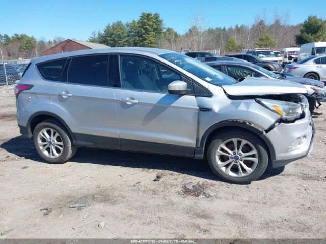 1FMCU9GD0HUB03322 Ford ESCAPE SE
