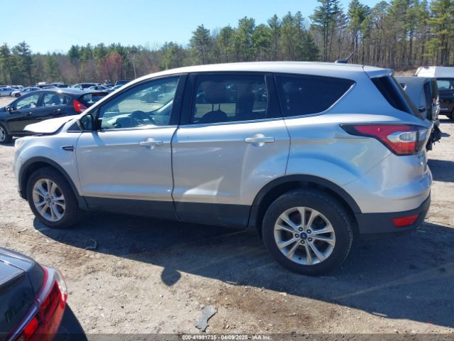 1FMCU9GD0HUB03322 Ford ESCAPE SE
