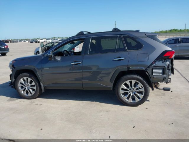 2T3C1RFV0RW342137 Toyota Rav4 Xle Premium