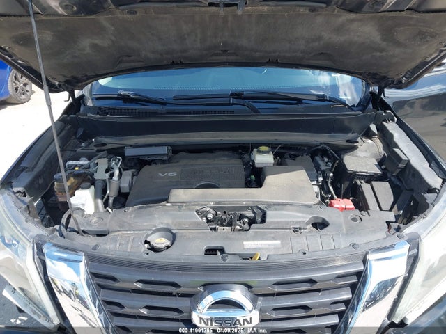 5N1DR2MN2JC625407 Nissan Pathfinder Sv