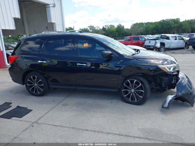 5N1DR2MN2JC625407 Nissan Pathfinder Sv