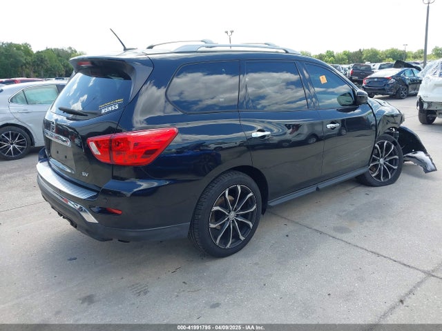 5N1DR2MN2JC625407 Nissan Pathfinder Sv