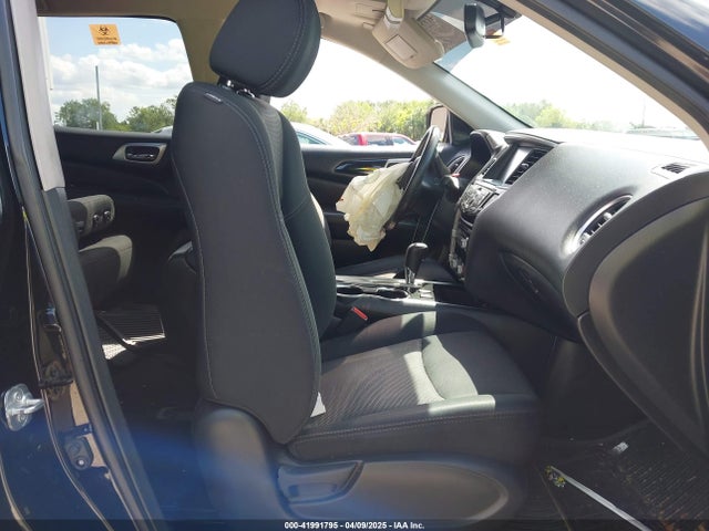5N1DR2MN2JC625407 Nissan Pathfinder Sv