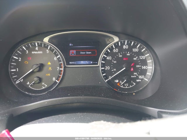 5N1DR2MN2JC625407 Nissan Pathfinder Sv