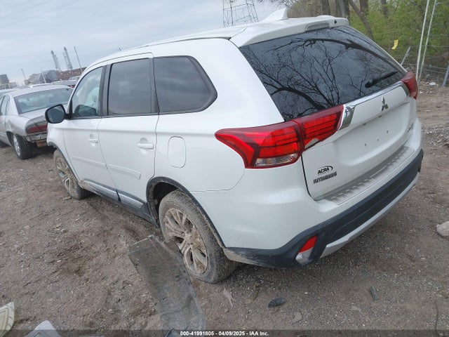 2017 MITSUBISHI OUTLANDER JA4AZ3A35HZ010528 Photo 2