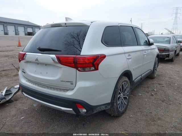 2017 MITSUBISHI OUTLANDER JA4AZ3A35HZ010528 Photo 3