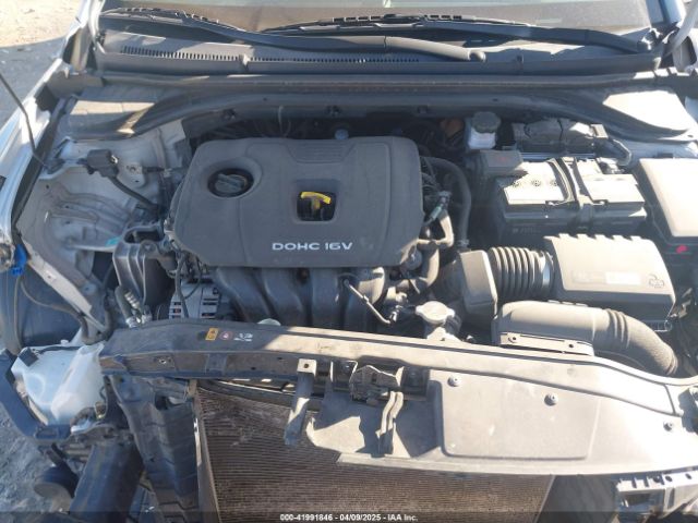 5NPD84LF9HH031781 Hyundai ELANTRA SE