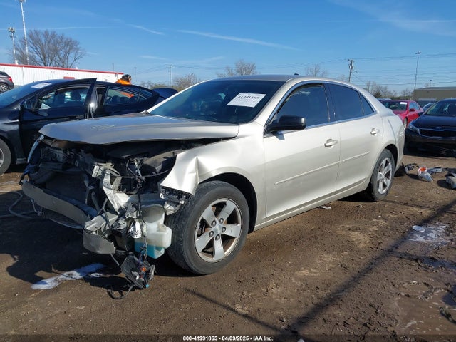 Chevrolet Malibu Limited Ls 2016 1G11B5SA7GF165433 Image 2
