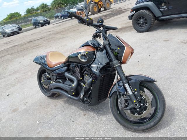 2014 SUZUKI VZR1800 JS1VY53AXE2100712