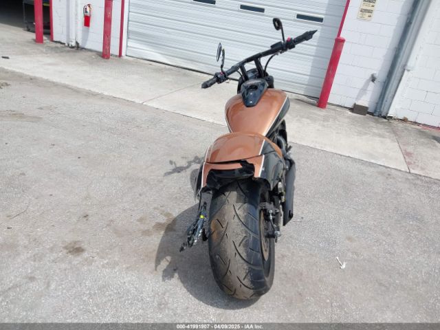 2014 SUZUKI VZR1800 JS1VY53AXE2100712 Photo 5