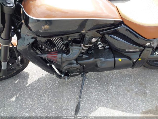 2014 SUZUKI VZR1800 JS1VY53AXE2100712 Photo 8